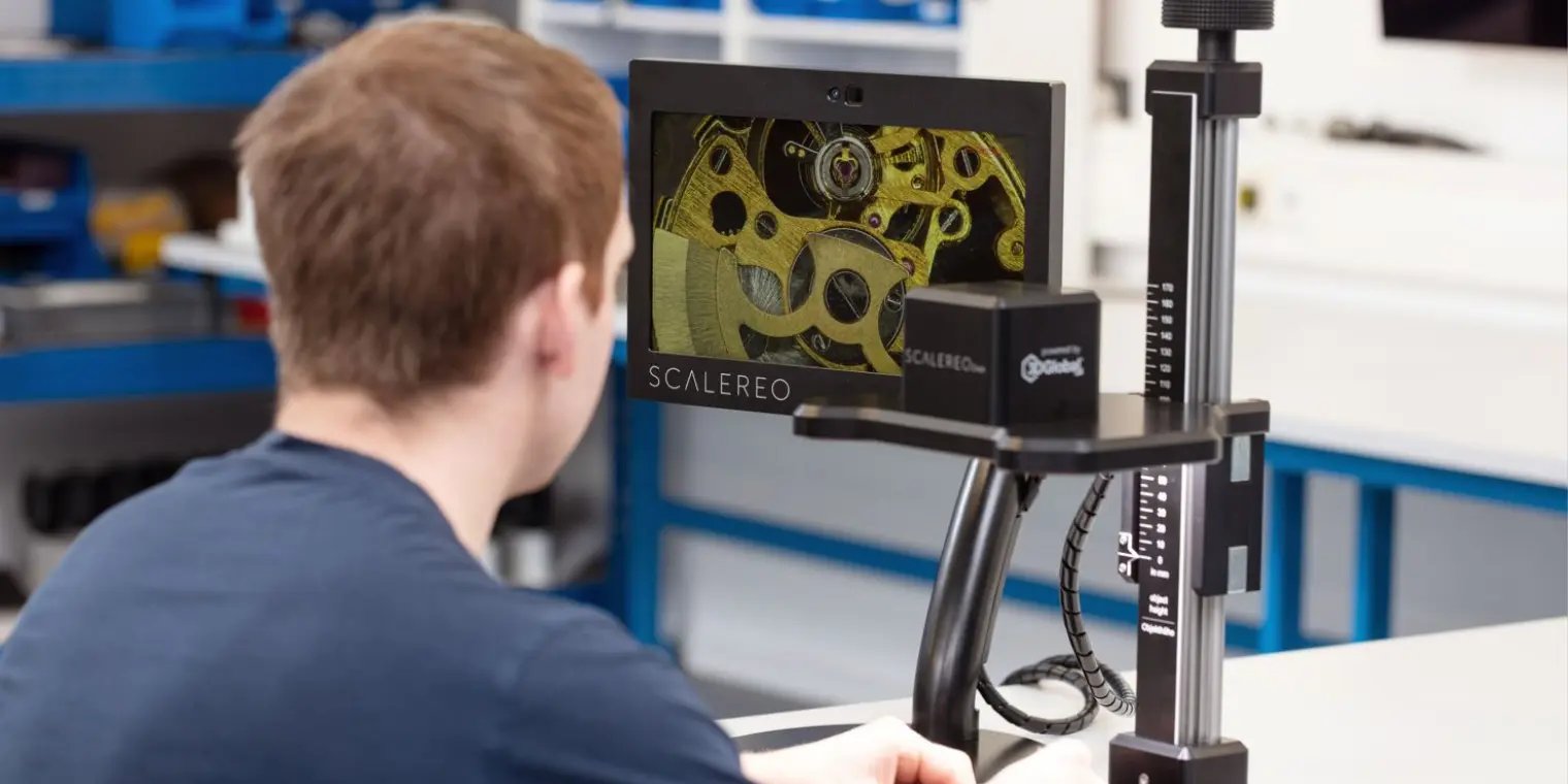 3d-global-scalero-desk-uhrenmontage-mit isah