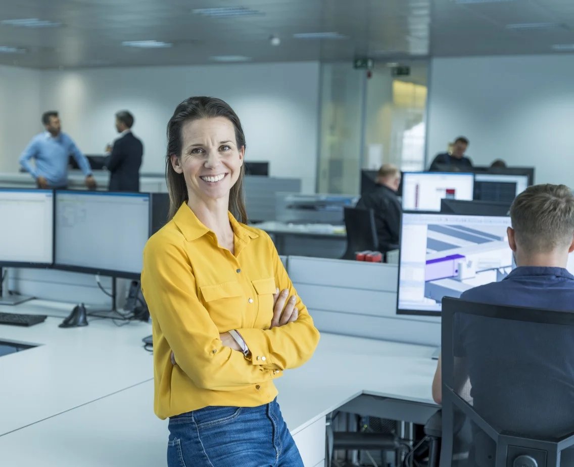 isah-maakindustrie-multicompany-cfo-op-kantoor
