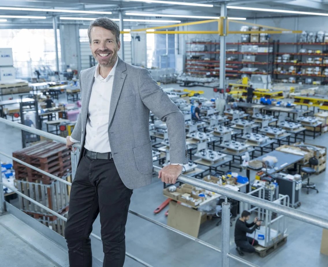 isah-maakindustrie-internationaal-werken-ceo-overview-fabriek